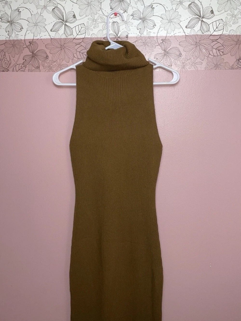 ✅ Revolve Enza Costa Ribbed Sleeveless Turtleneck Dress Medium in Olive